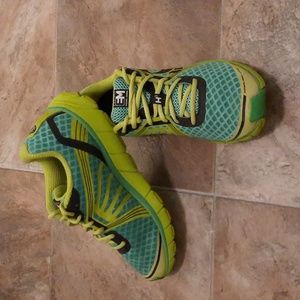 Pearl Izumi Lime and Aqua Running Shoes